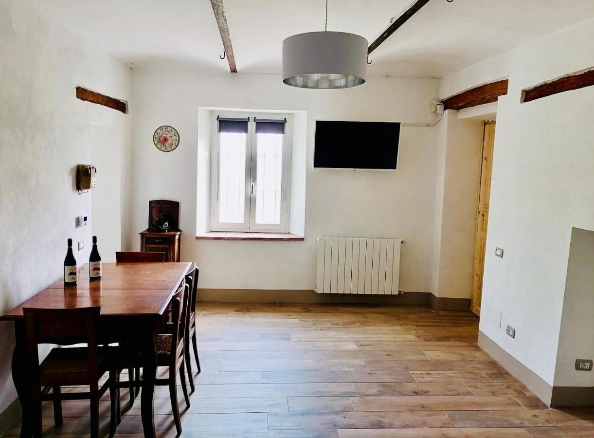 Locazione Turistica Cascina Pela Daire Castagnole delle Lanze Dış mekan fotoğraf