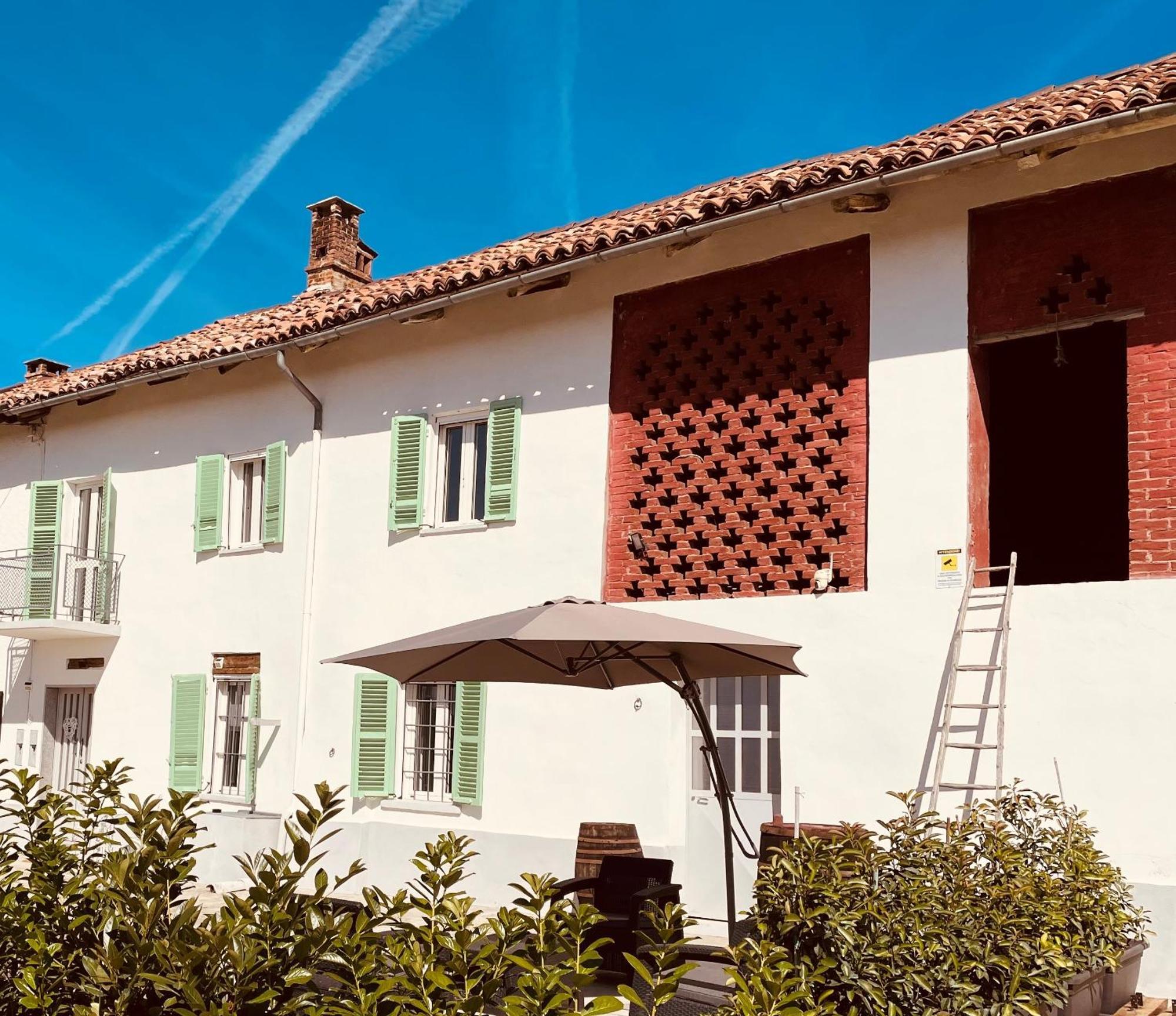 Locazione Turistica Cascina Pela Daire Castagnole delle Lanze Dış mekan fotoğraf